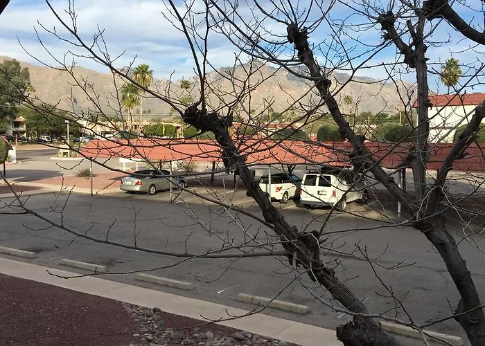 Casas Adobes Tucson